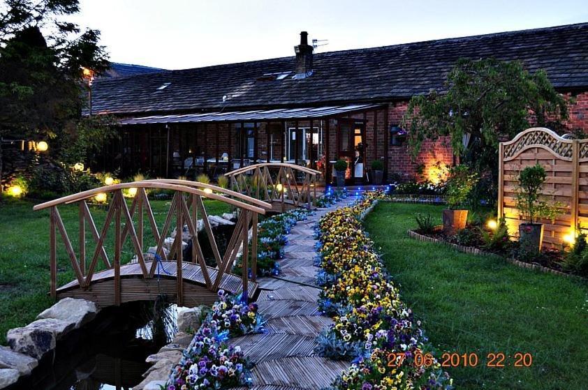 Model Farm B&B Bradford  Exterior foto